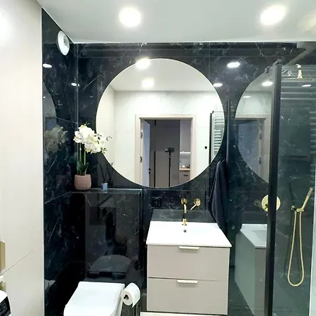 Piastow - Parking דירה