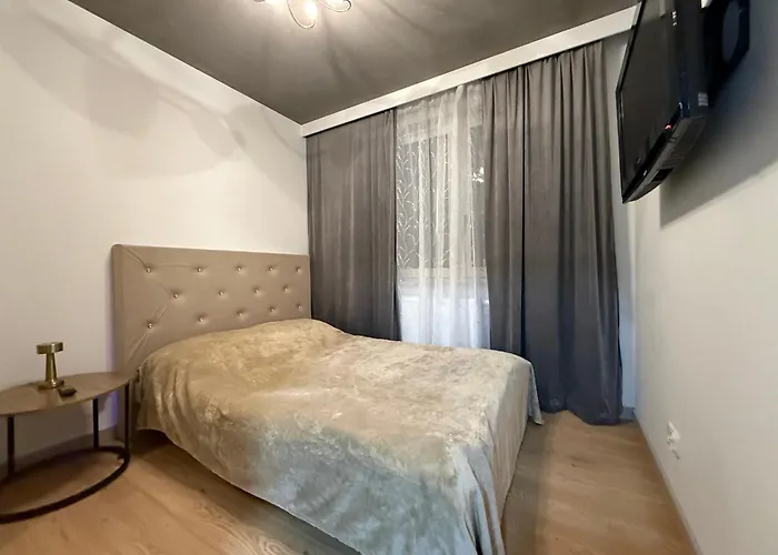 Piastów - Parking Apartamento *