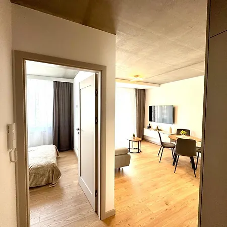 Piastow - Parking * Krakau