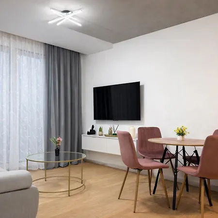 Piastów - Parking Apartamento *